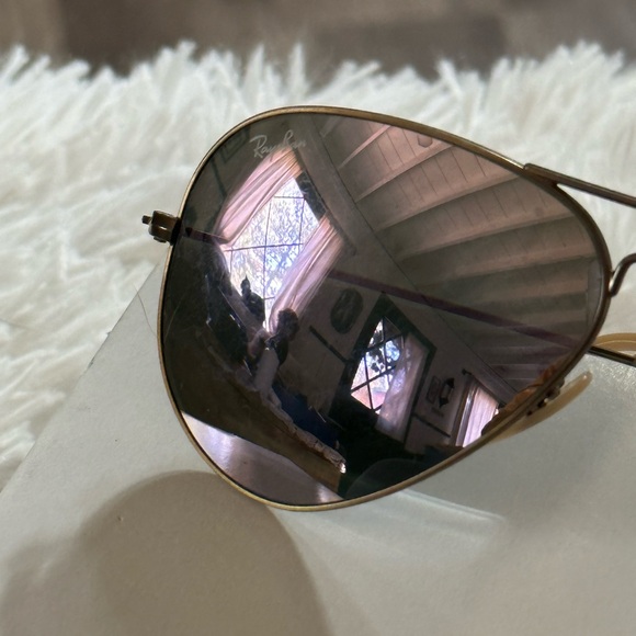 Ray ban lilac classic aviator mirrored, wrists gold. Purple mirror. - Picture 4 of 5
